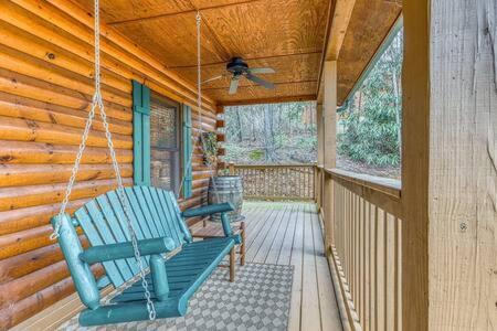 The Great Escape - Min From Parkway With Hot Tub Villa Gatlinburg Bagian luar foto